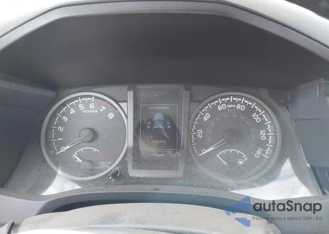 2018 Toyota Tacoma Trd Off Road z USA, uszkodzony, nr VIN 3TMAZ5CN7JM065327